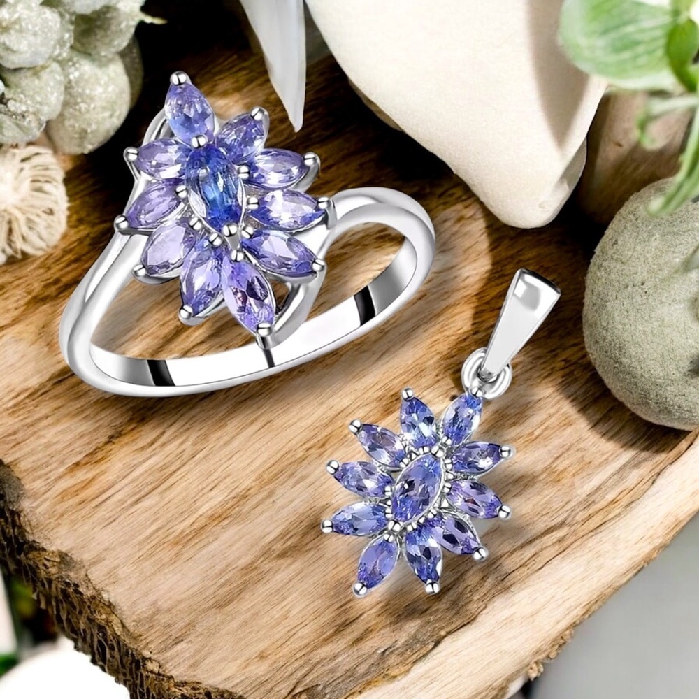 Natural Tanzanite Sterling and Platinum Elegant Purple Floral Jewelry Set